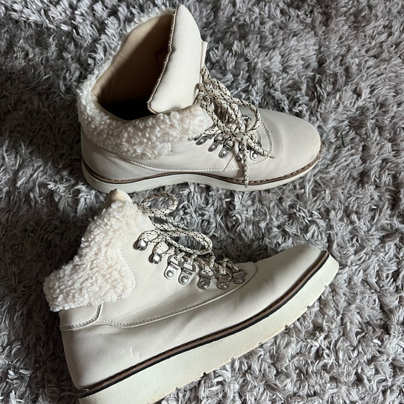 ESPRIT boots - Picture 7 of 10